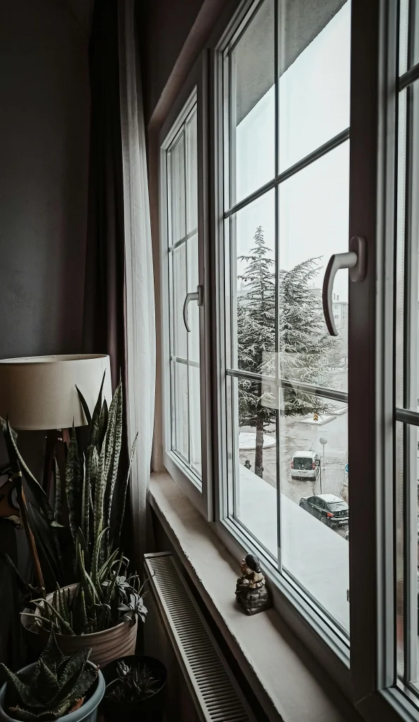 Uw-Wert eines modernen energieeffizienten Fensters