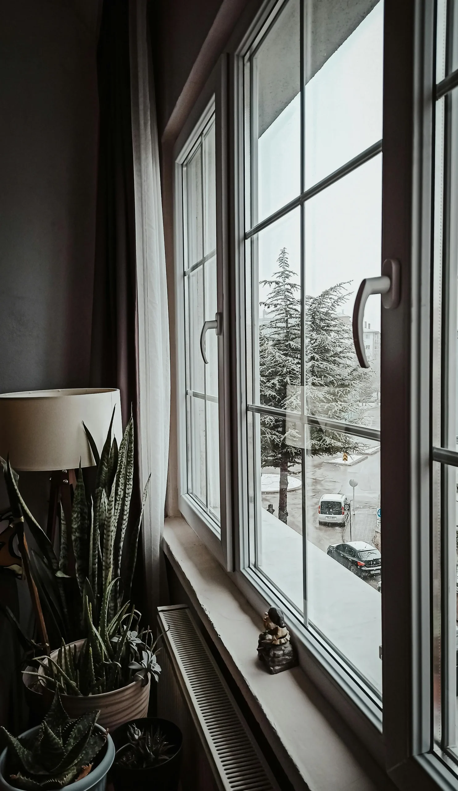 Uw-Wert eines modernen energieeffizienten Fensters